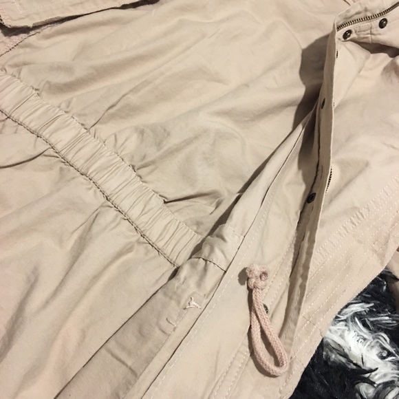 Utility Jacket - Picture 2 of 4